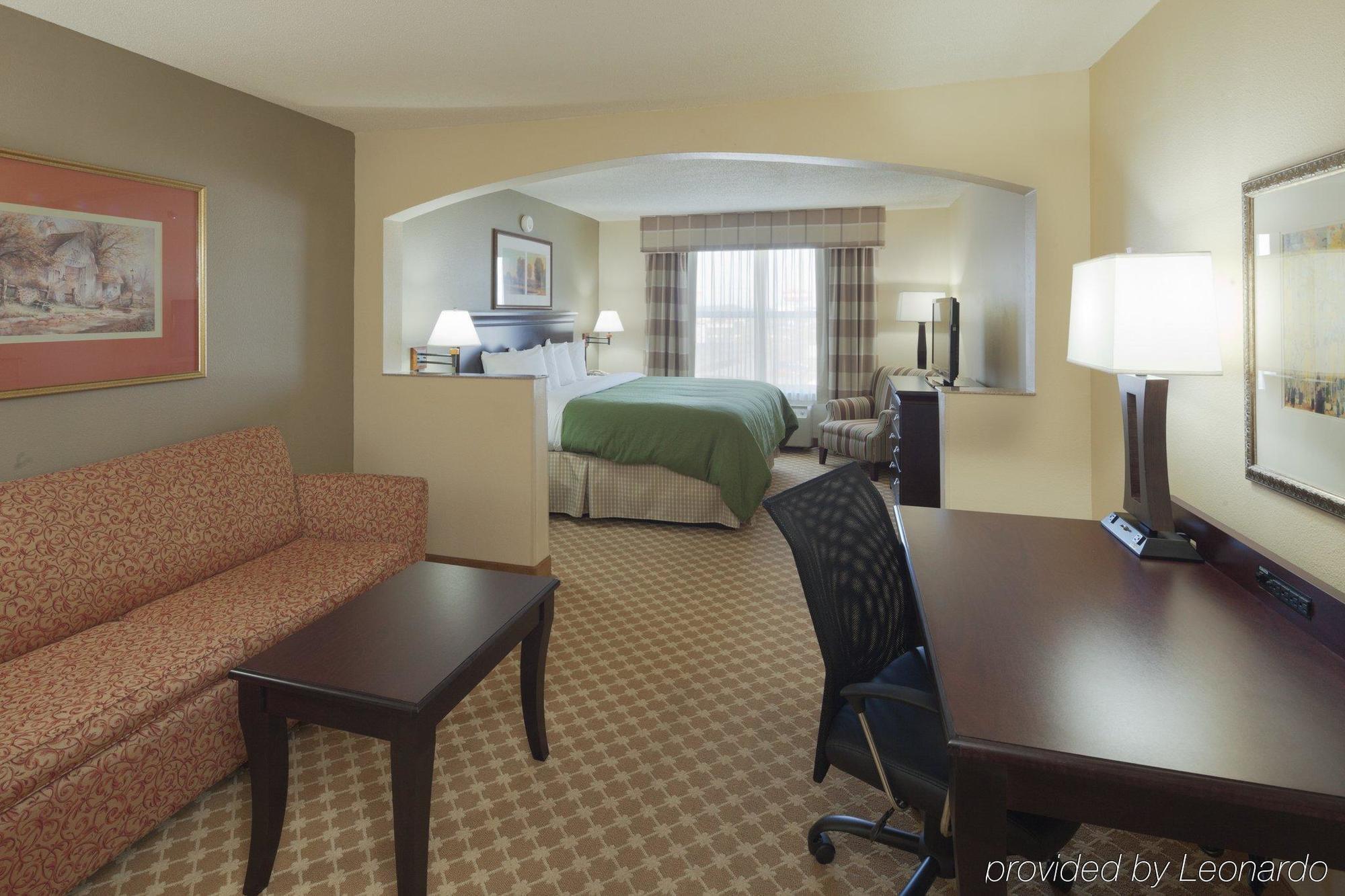Country & By Radisson, Tuscaloosa, Al Hotel Tuscaloosa